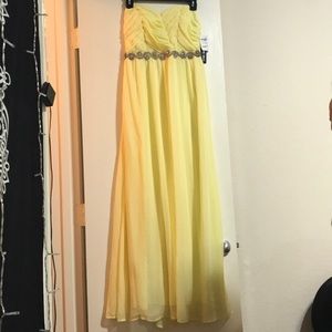 Heart line yellow dress